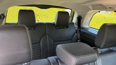 Land Rover Discovery 3.0 D250 S 5dr Auto Diesel Station Wagon